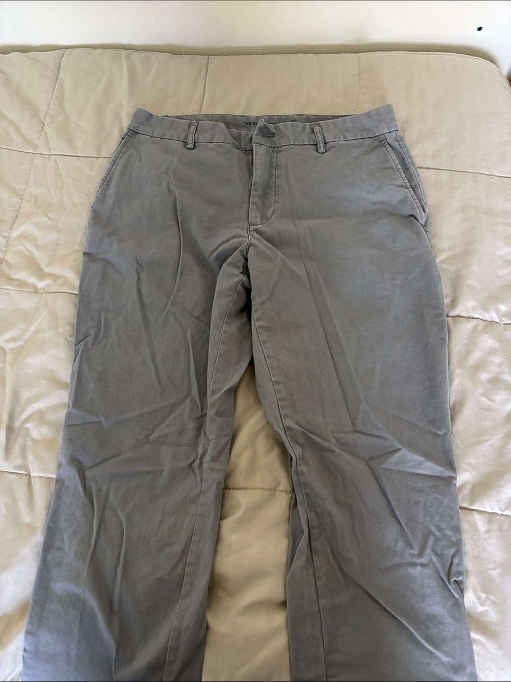 Old Navy Men's Light Gray Chino Pants